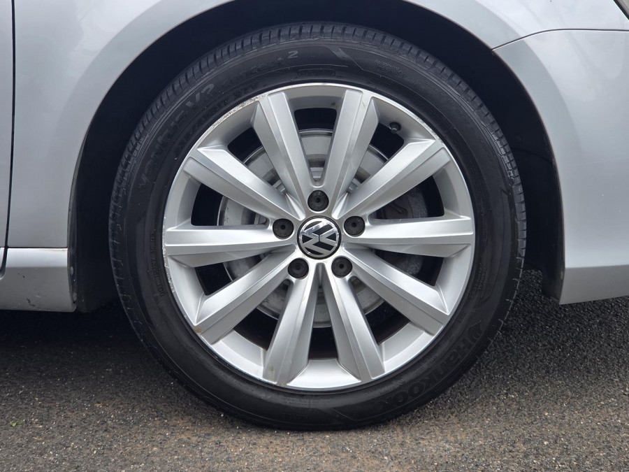 2011 MY12 Volkswagen Passat Type 3C 118TSI Wagon Image 9
