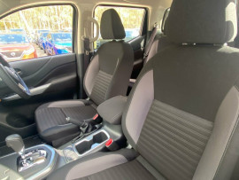 2024 Nissan Navara D23 ST Ute image 23