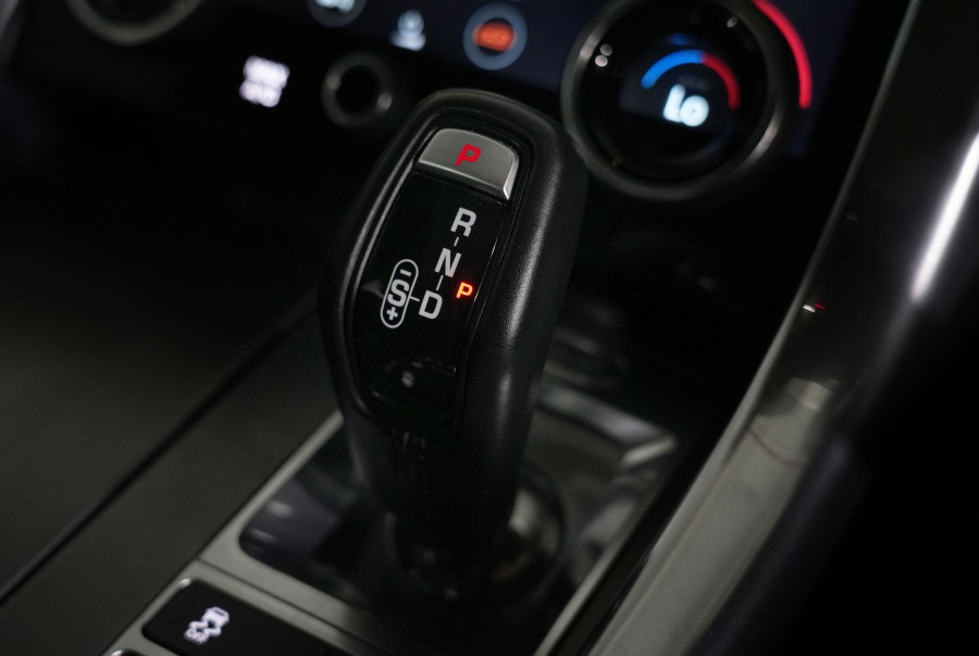 2020 Land Rover Range Rover Sport DI6 183kW SE SUV Image 19
