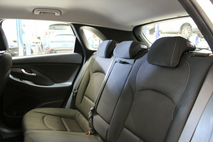 2018 Hyundai i30 PD Active Hatch Image 18