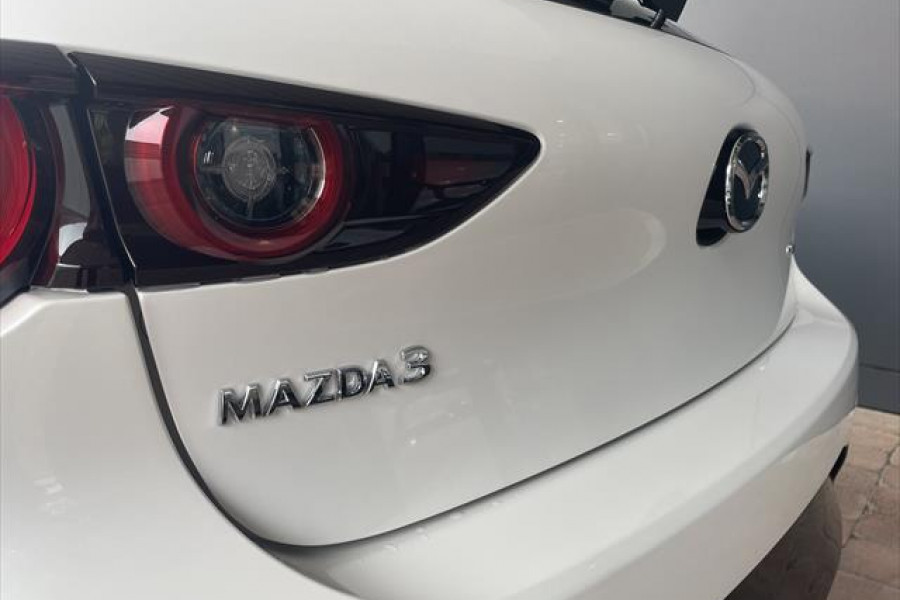 2024 Mazda 3 BP Series G20 Evolve Hatch Image 6