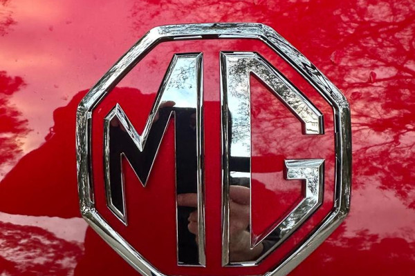 2025 MG MGS5 EV ZS3EM Essence 62 SUV Image 6