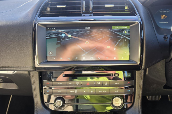2016 MY17 Jaguar F-PACE X761 First Edition SUV Image 13