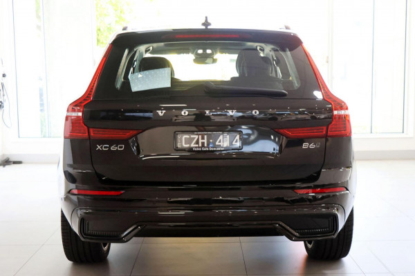 2023 Volvo XC60  Ultimate B6 Dark SUV Image 4