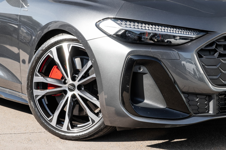 2025 Audi A5 B10 e-hybrid S-Line Wagon