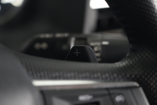 2022 Mitsubishi Outlander Aspire SUV Image 23