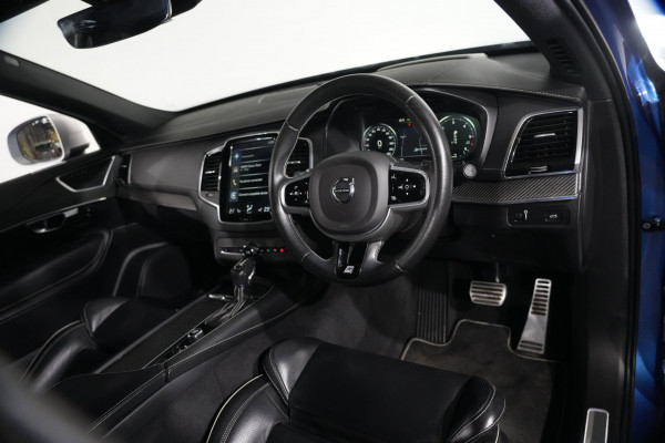2019 Volvo XC90 L Series D5 R-Design SUV image 12