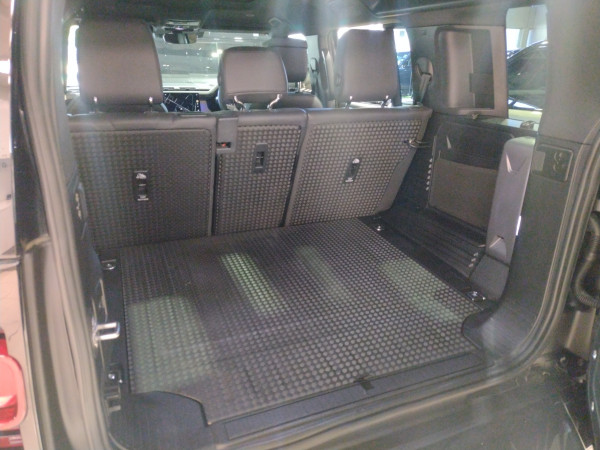 2024 MY25 Land Rover Defender L663 110 D350 X SUV image 22