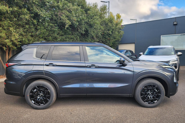 2025 Mitsubishi Outlander ZM LS SUV Image 7