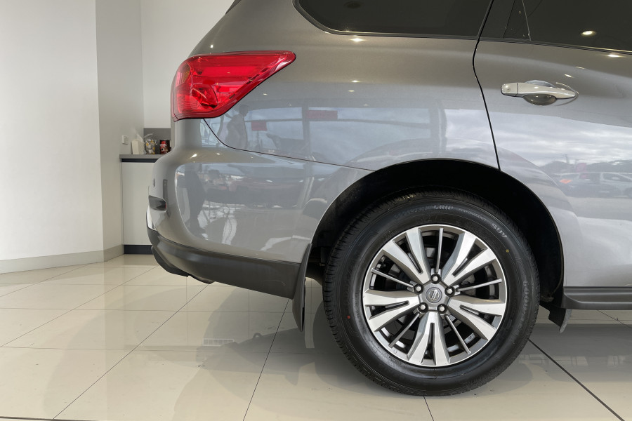 2019 Nissan Pathfinder Wagon Image 8