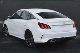 2024 MG MG5 AP32 Essence Sedan