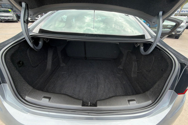 2018 Holden Astra BL LS+ Sedan Image 13