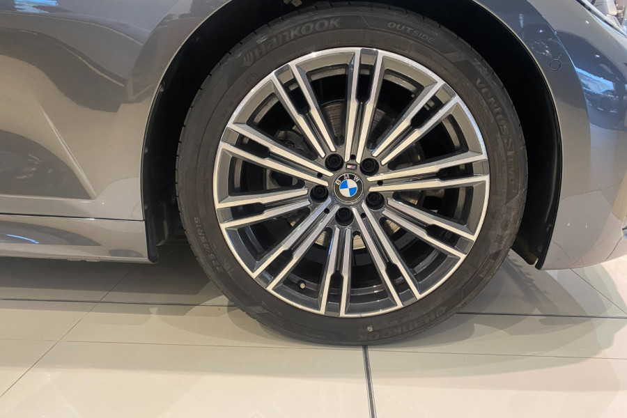 2021 BMW G20 - 3-07 G20 320i M 320i - M Sport Sedan Image 12