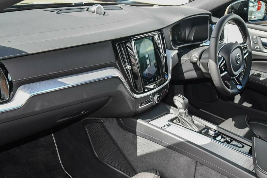 2019 MY20 Volvo S60 Z Series T5 R-Design Sedan Image 8