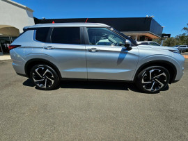 2024 Mitsubishi Outlander ZM Aspire SUV image 2