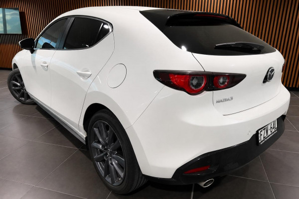 2026 Mazda 3 BP Series G20 Evolve Hatch Image 9
