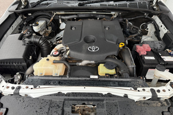 2017 Toyota HiLux GUN126R SR Cab Chassis Image 16