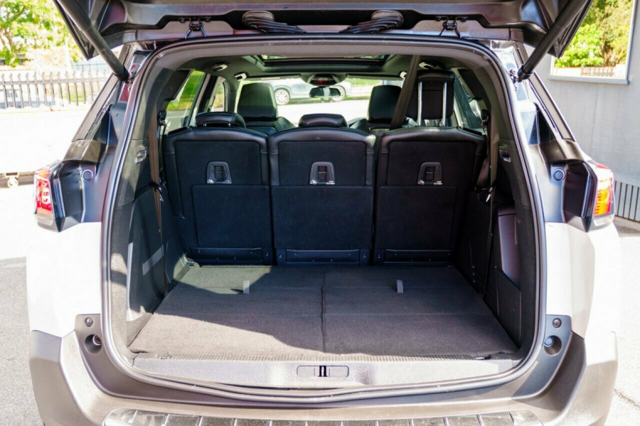 2018 Peugeot 5008 P87 GT Wagon Image 8