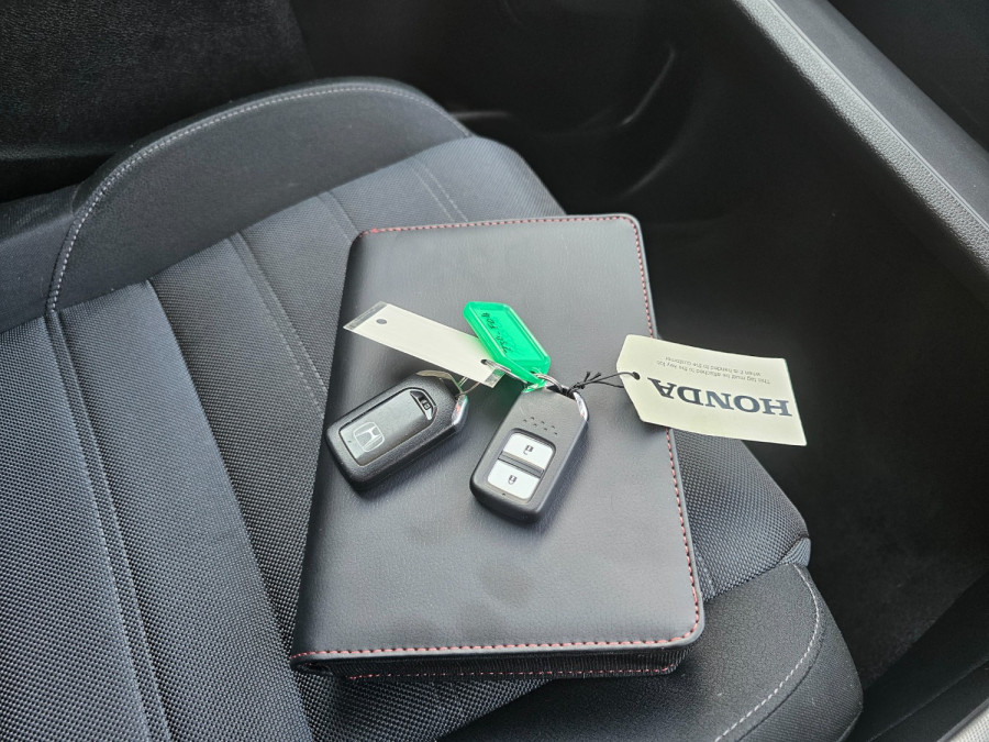 2022 MY23 Honda CR-V RW VTi SUV Image 21