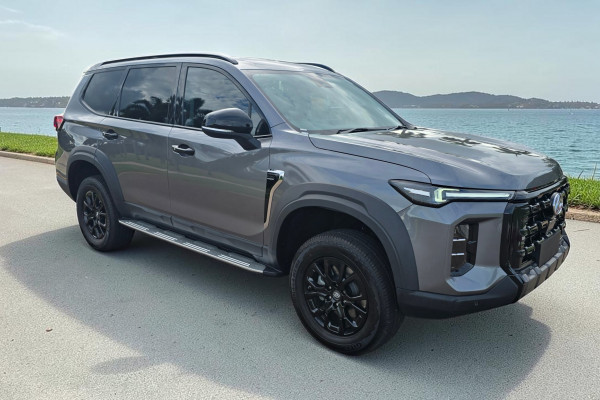 2026 MY25 LDV D90 SV9A Executive SUV Image 1