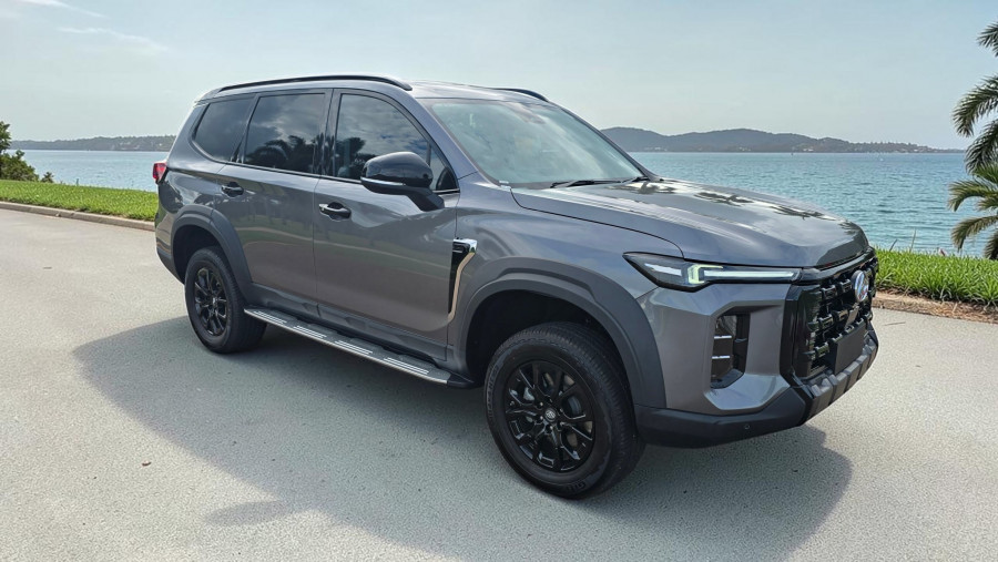 2026 MY25 LDV D90 SV9A Executive SUV Image 1