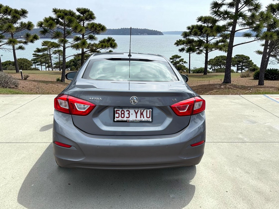 2018 Holden Astra BL LS+ Sedan Image 6