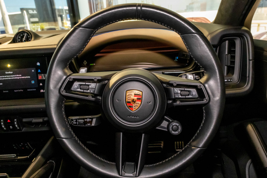 2024 Porsche Cayenne GTS SUV