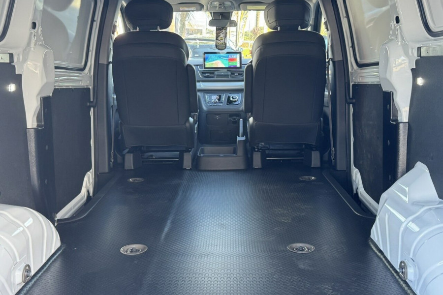 2025 MYon LDV G10 SV7C + Van Image 13