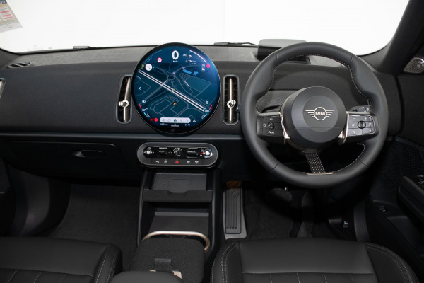 2026 MINI Countryman U25 C Favoured SUV image 7
