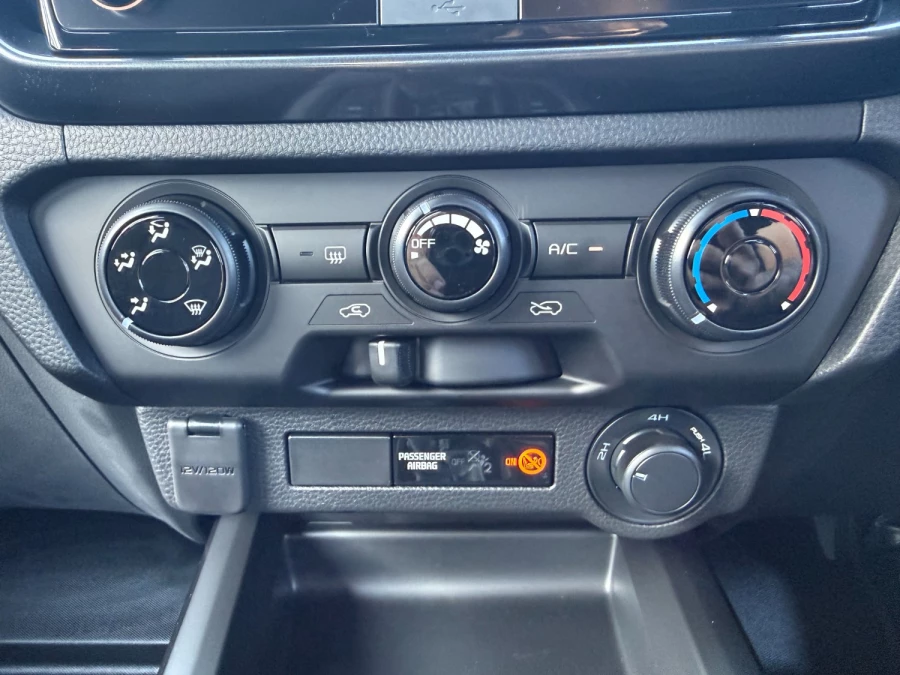 2025 MY25.5 Isuzu D-MAX RG X-RIDER Ute Image 21