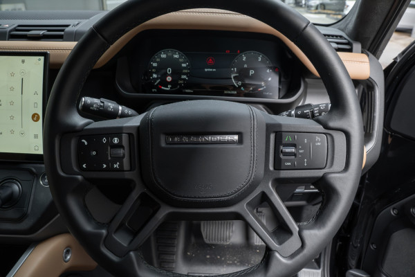 2026 Land Rover Defender L663 110 D350 X-Dynamic HSE SUV image 17