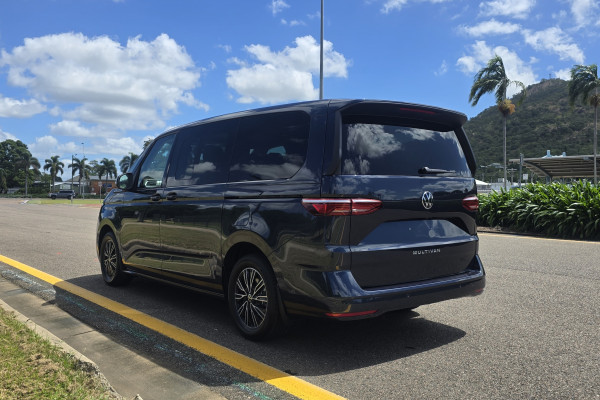 2025 Volkswagen Multivan  Life LWB People Mover Image 5