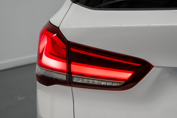 2020 BMW X1 sDrive20i SUV Image 10