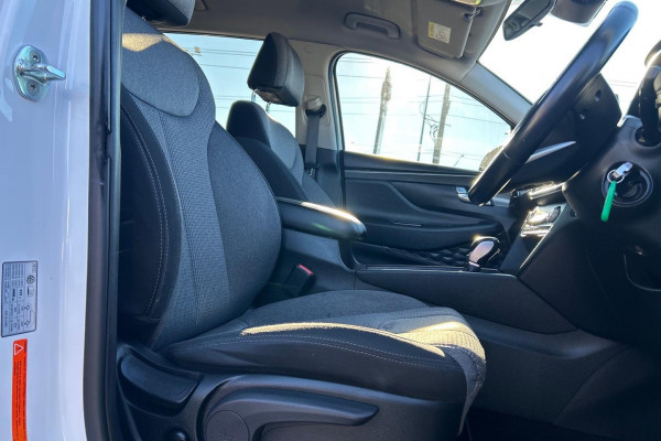 2021 MY22 Hyundai Santa Fe TM.V4  SUV Image 24