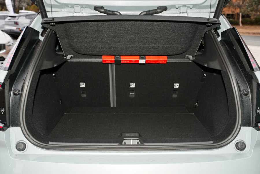 2024 MY25 Volvo EX30  Single Motor Extended Range Ultra SUV Image 14
