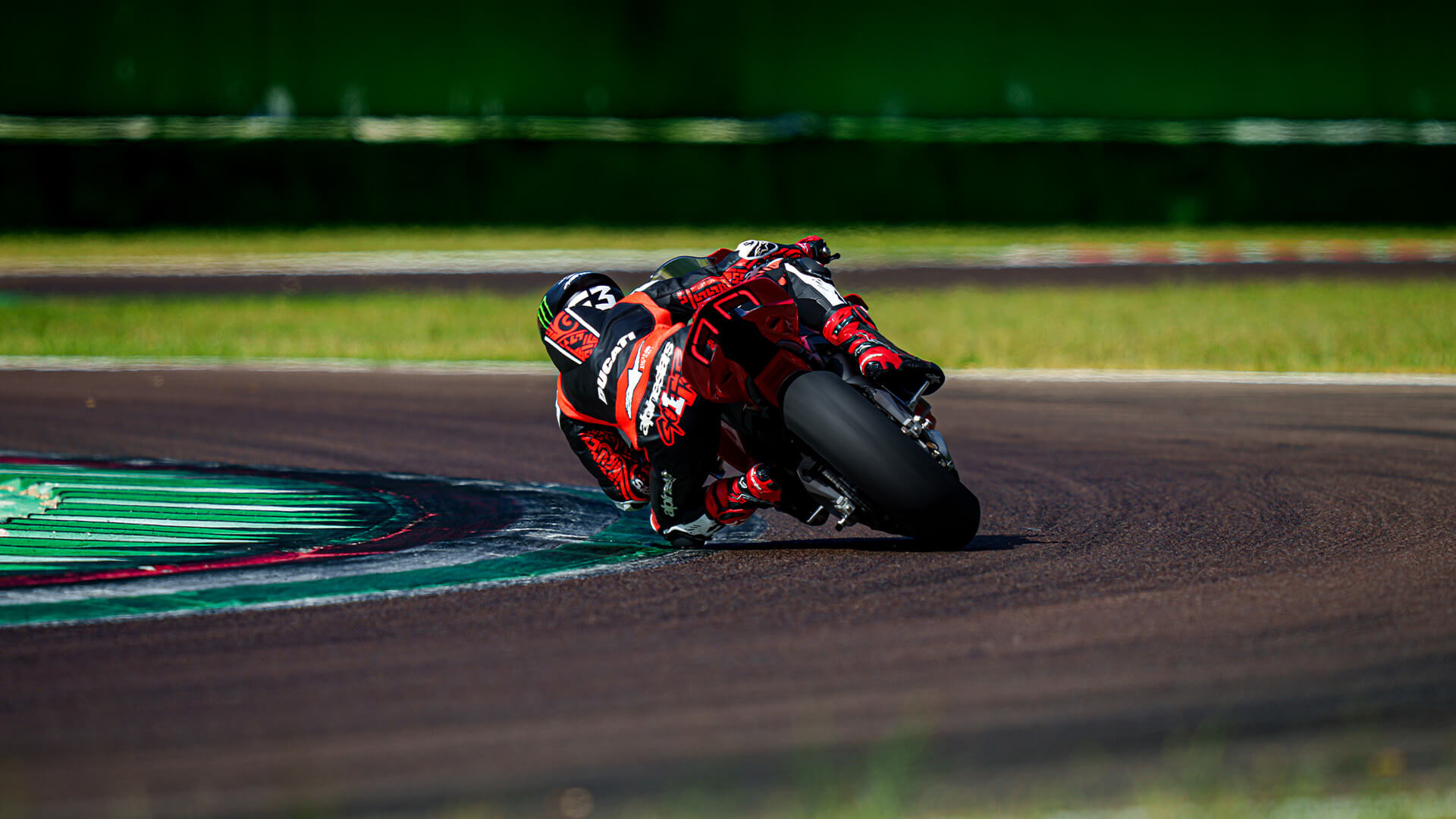 New Ducati Panigale V4, V4 S Image