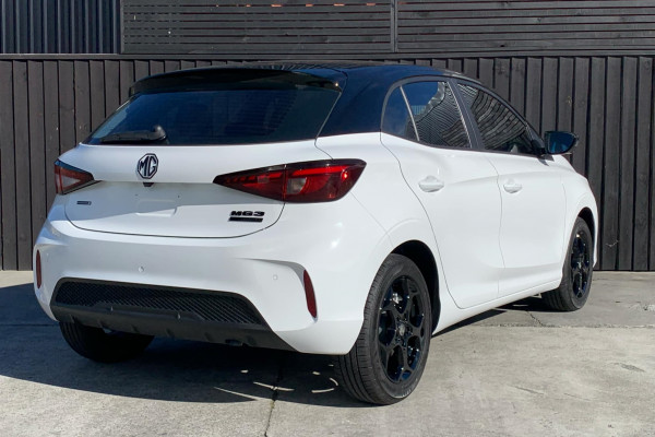 2026 MG MG3 Essence Hybrid+ Hatch Image 3