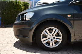 2015 Holden Barina TM MY15 CD Hatchback Image 5