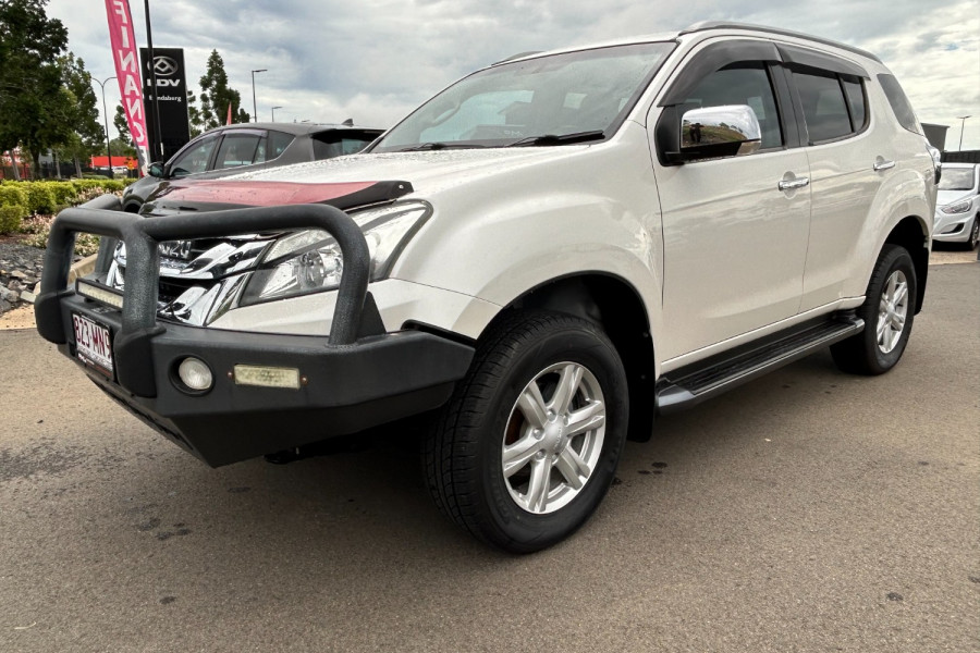 2016 MY15 Isuzu MU-X LS-T SUV Image 7