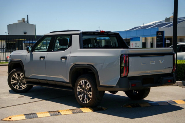 2025 LDV Terron 9 EKK1C Evolve Ute Image 2