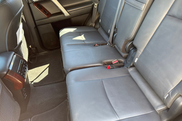 2016 Toyota LandCruiser Prado GDJ150R Kakadu SUV Image 11