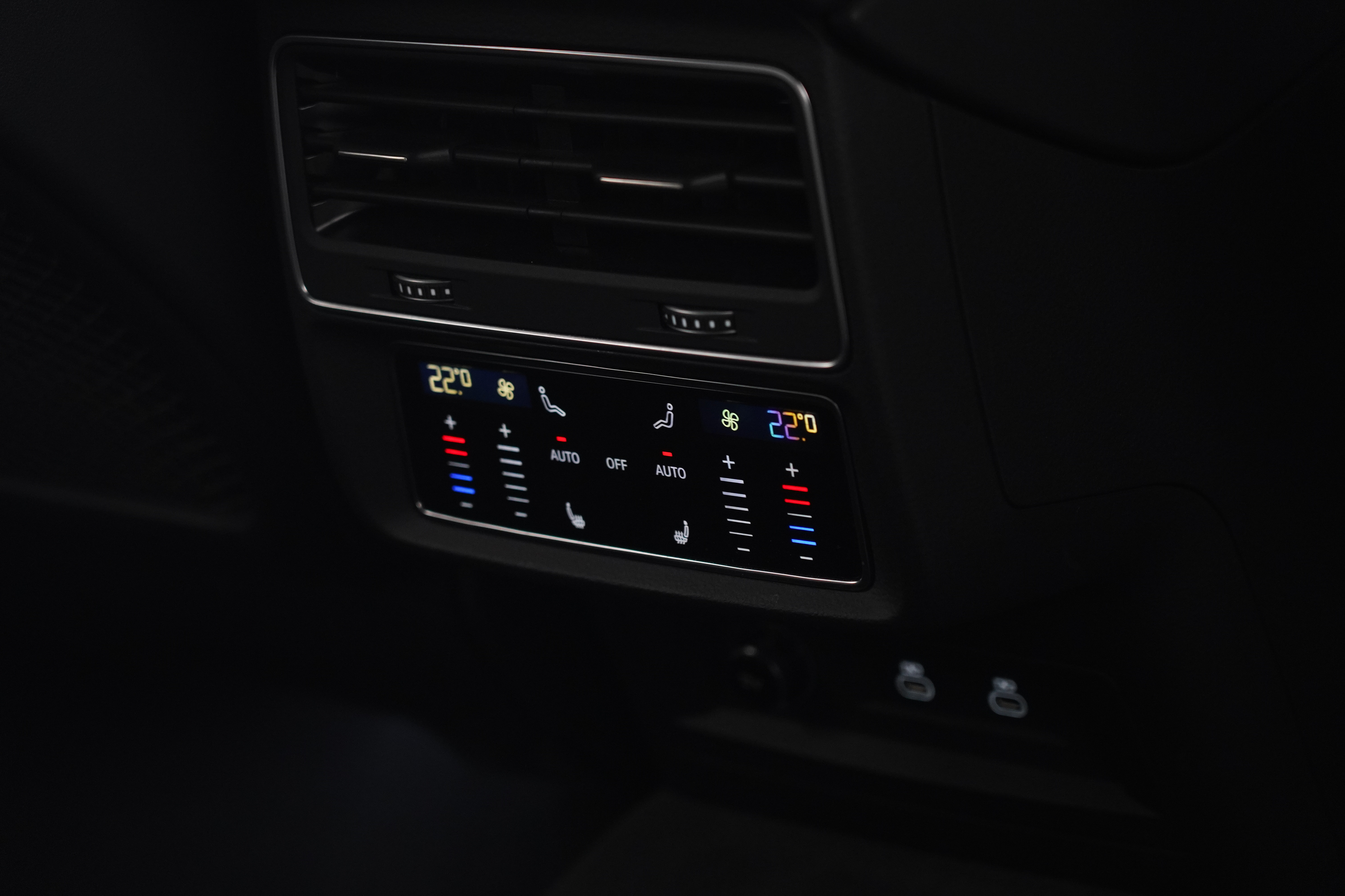 2022 Audi SQ8 TFSI SUV Image 42