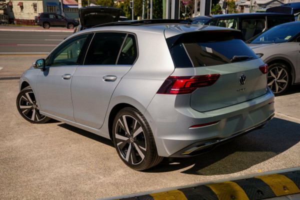 2026 Volkswagen Golf 8.5 110TSI Style Hatch Image 2