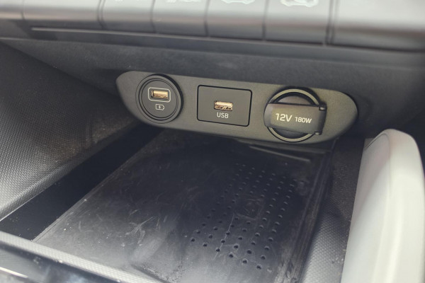 2021 Hyundai i30 CN7.V1 Elite Sedan Image 16