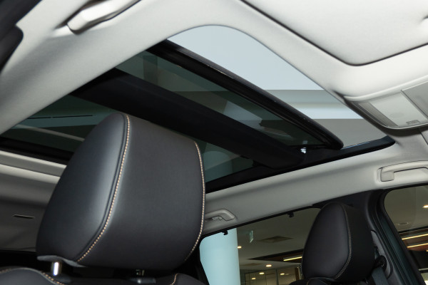 2025 Mazda CX-80 KL P50e GT SUV Image 15