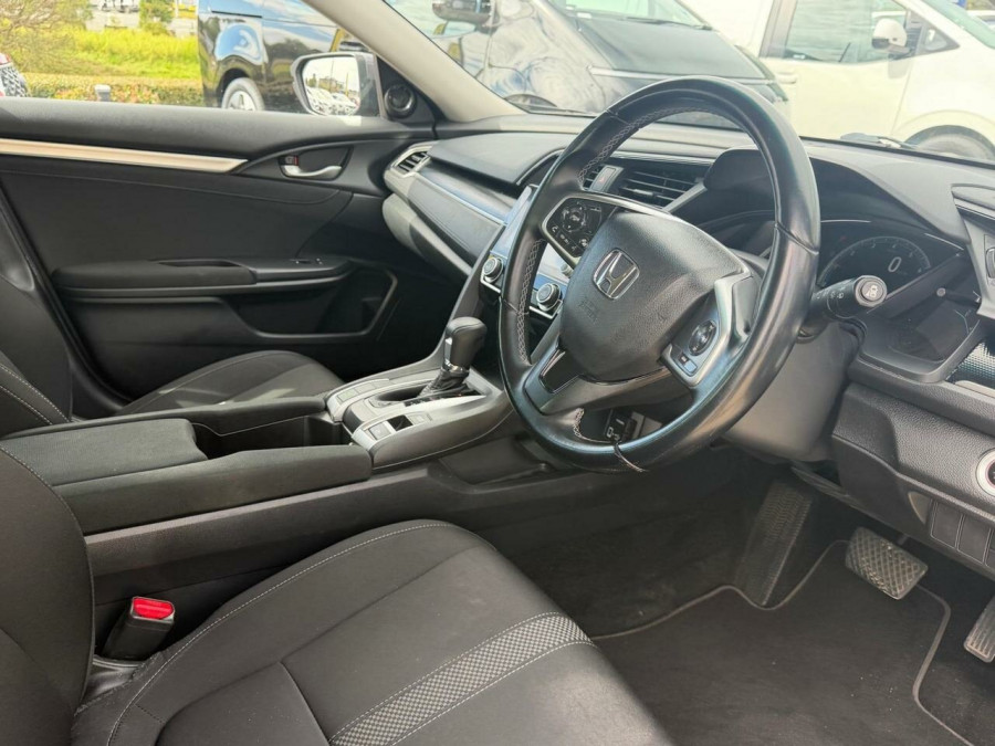 2020 Honda Civic 10th Gen VTi-S Sedan Image 10