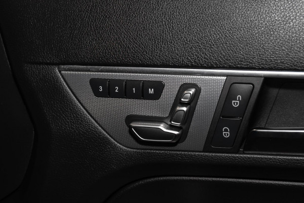 2015 Mercedes-Benz E-Class C207 E250 Coupe image 15