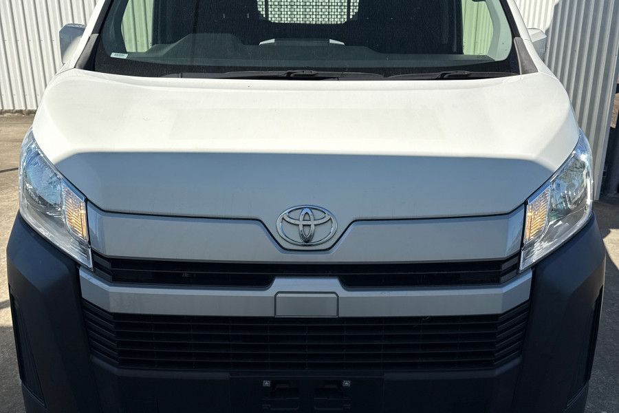 2021 Toyota HiAce GRH300R  Van Image 9