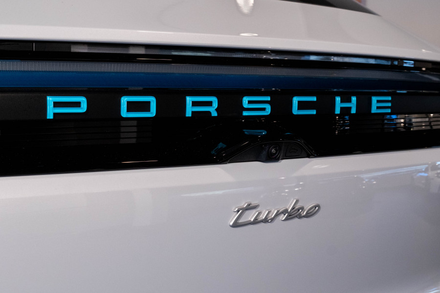 2024 MY25 Porsche Macan SUV