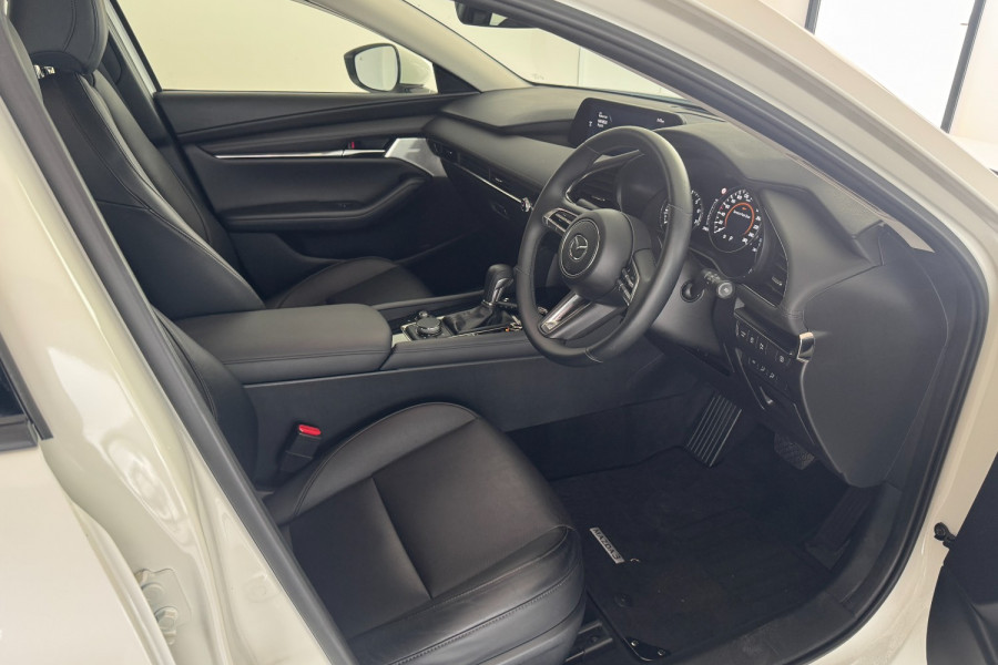 2019 Mazda 3 BP Series G25 GT Hatch Image 6